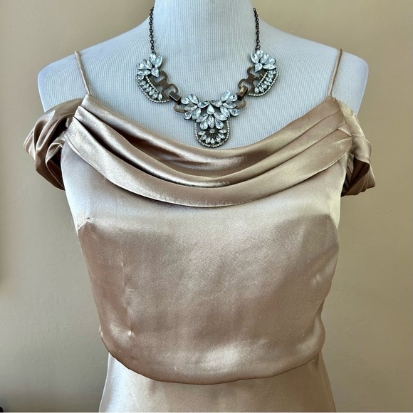Jenny Yoo Serena Gold Satin Off Shoulder Gown Maxi Dress Bridesmaid Cowl Neck 8 - Picture 10 of 16